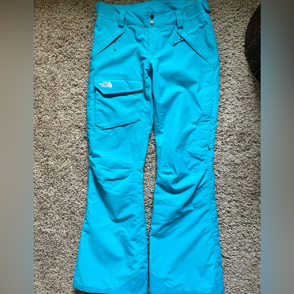 Women’s North Face ski pants. Size small.